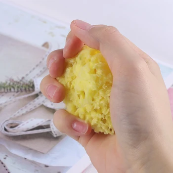 

1PC Biodegradable Durable Anti-fungal Natural Anti-bacterial Honeycomb Sea Sponge Suitable for Adults Baby Children