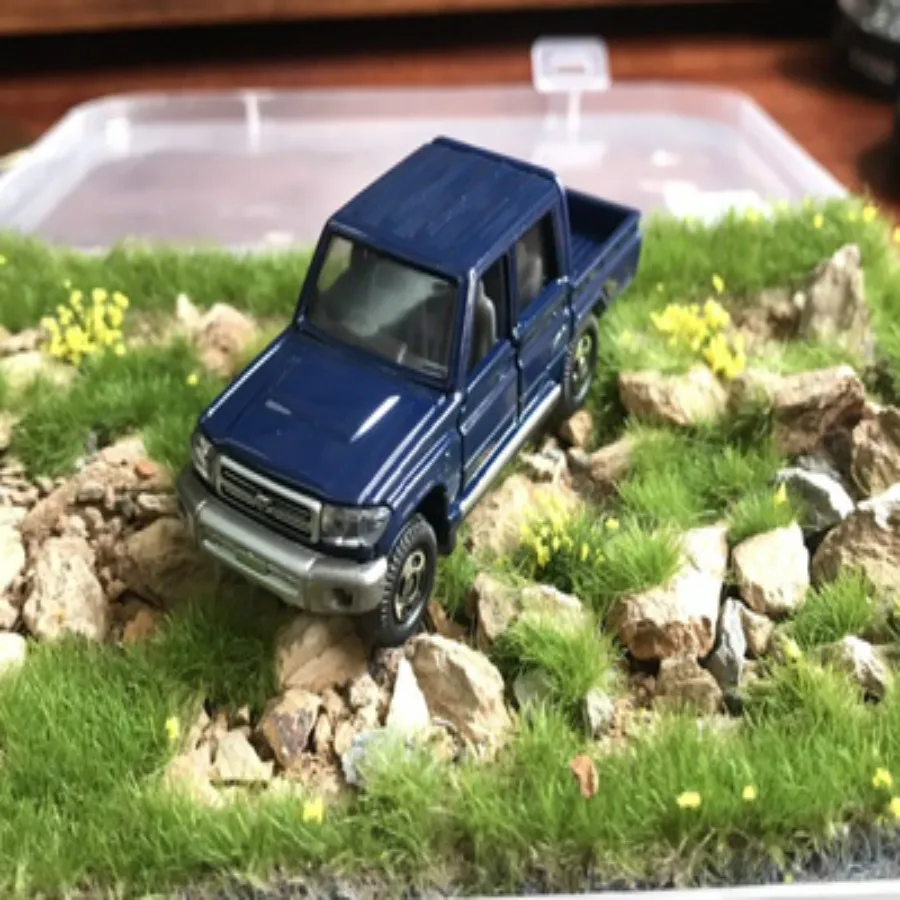scale new grass ho train layout (3)