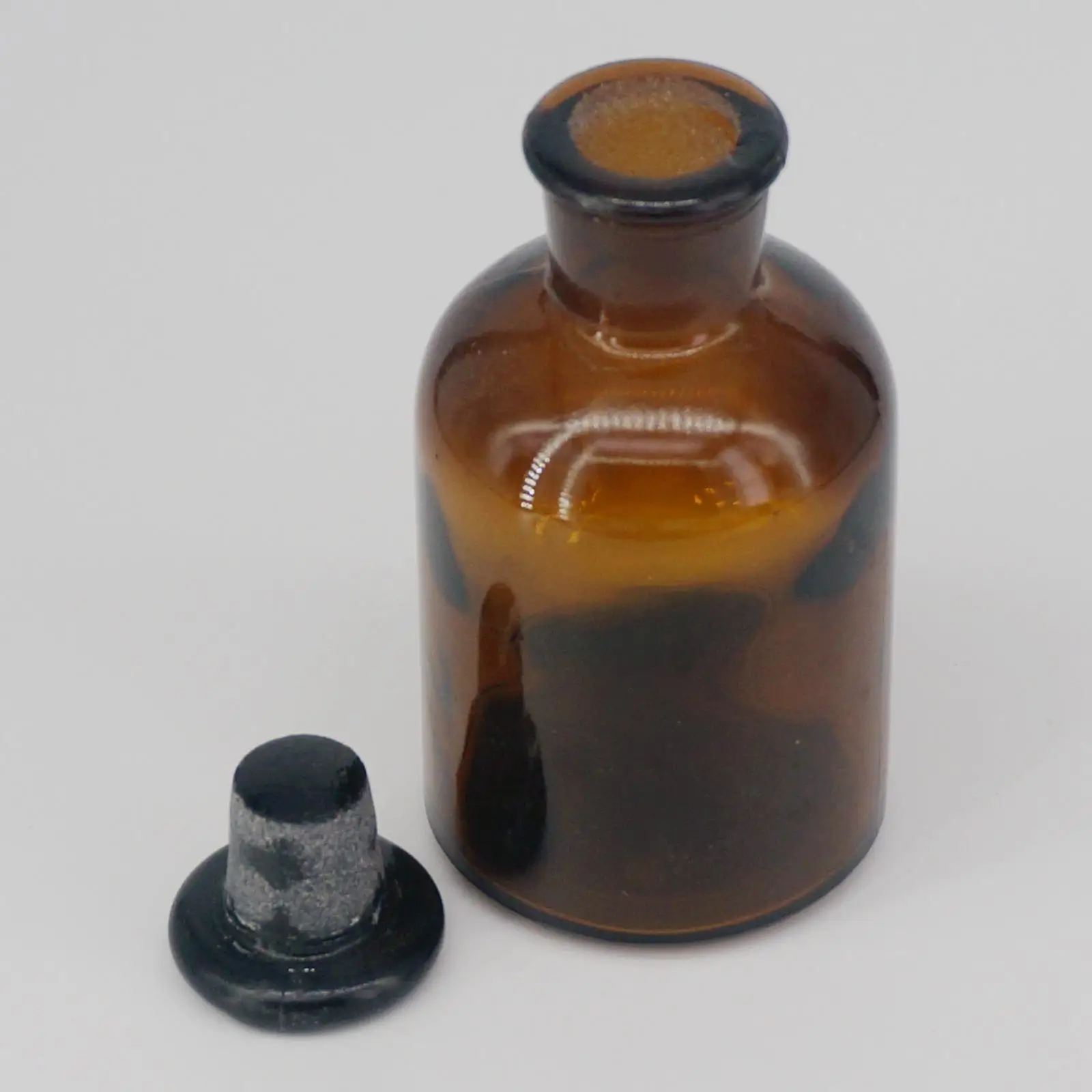 125 мл коричневый Стекло узкий рот бутылка с Stooper лаборатория химии Стекло ware преподавания