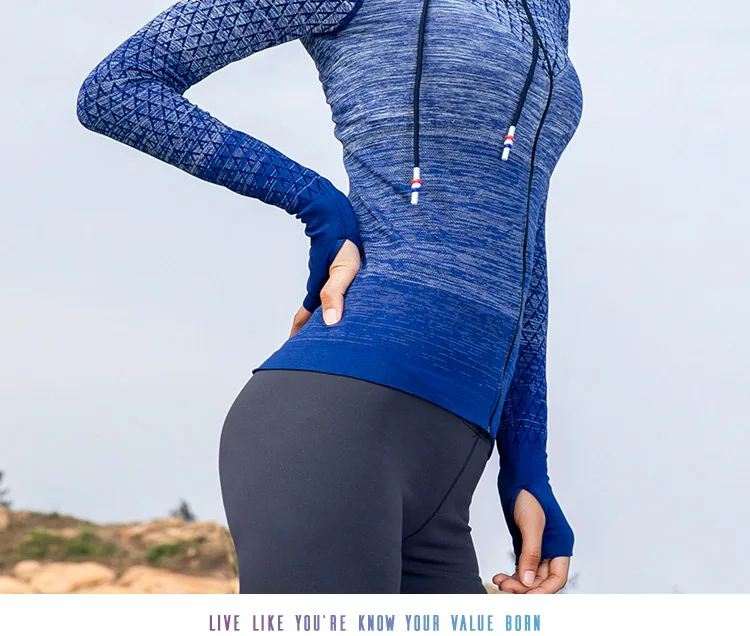 women-running-jackets_10