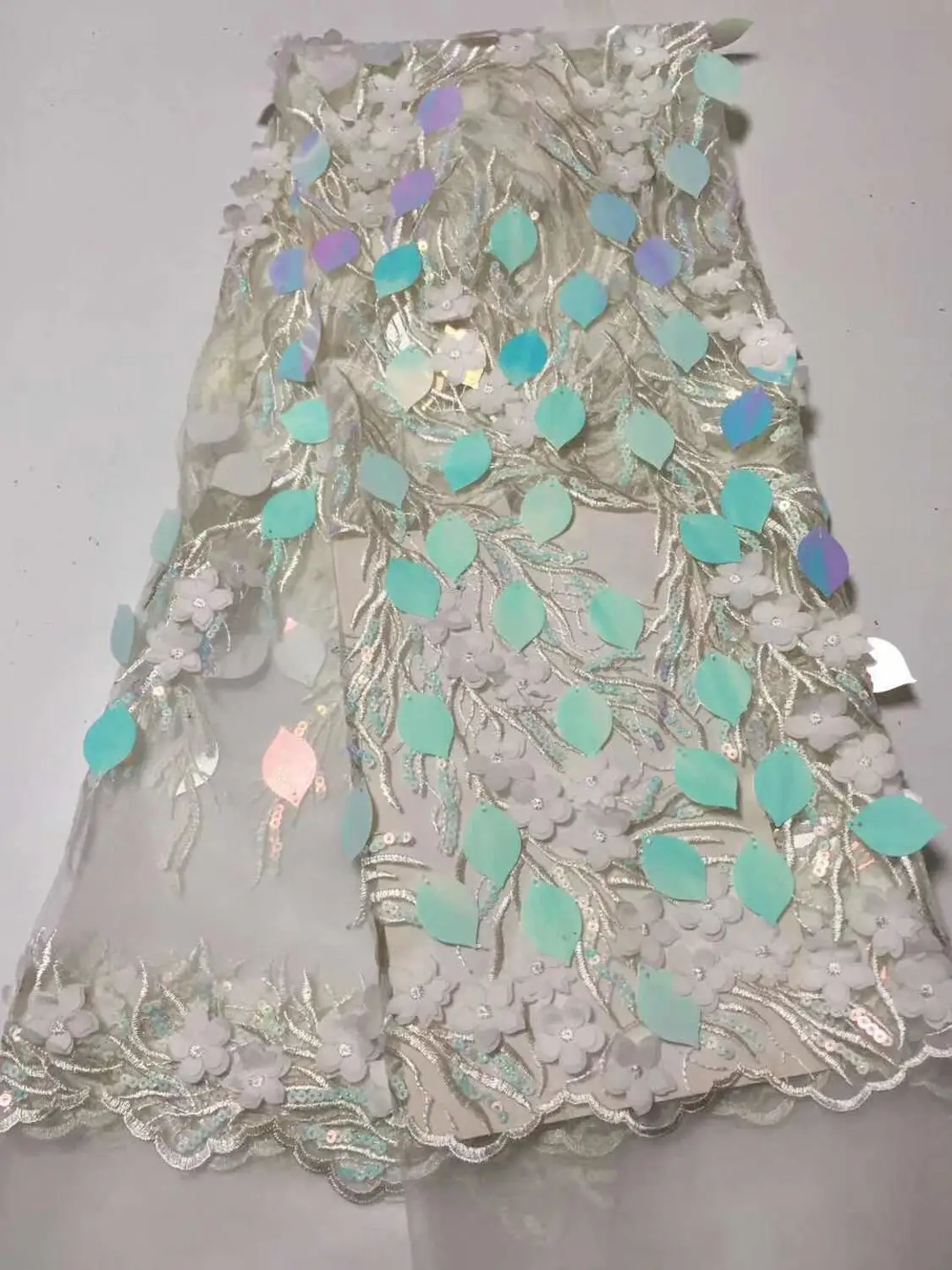 

2019 High Quality French 3D Flowers African Lace Fabric Sequins Embroidered Nigerian Lace Fabrics For Wowen Dress SU-J04102