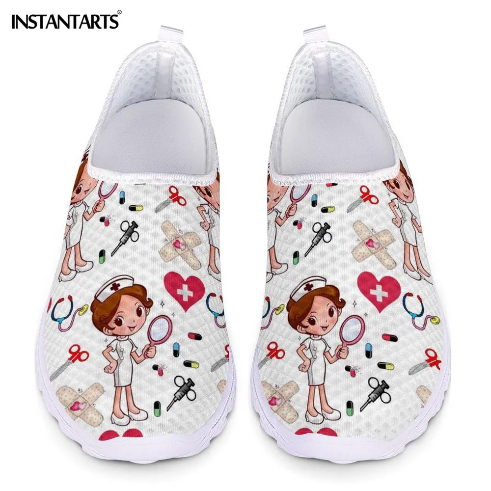 Online Instantets nuevos dibujos animados enfermera Doctor imprimir mujeres zapatillas deslizamiento en los Zapatos de malla ligera verano Zapatos planos transpirables Zapatos planos
