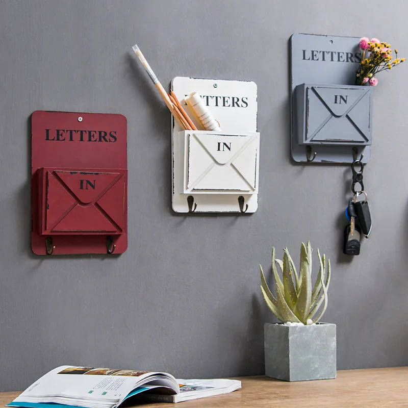 

Retro Multi-function Key Storage Box Wall Hook Envelope Debris Storage Shelf Wooden Box Creative Home Wall Decoration