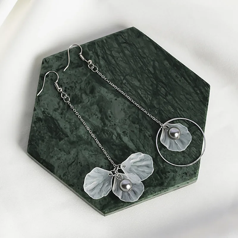 

European and American new style temperament earrings with long flowers, Tassels and earrings with asymmetrical personality