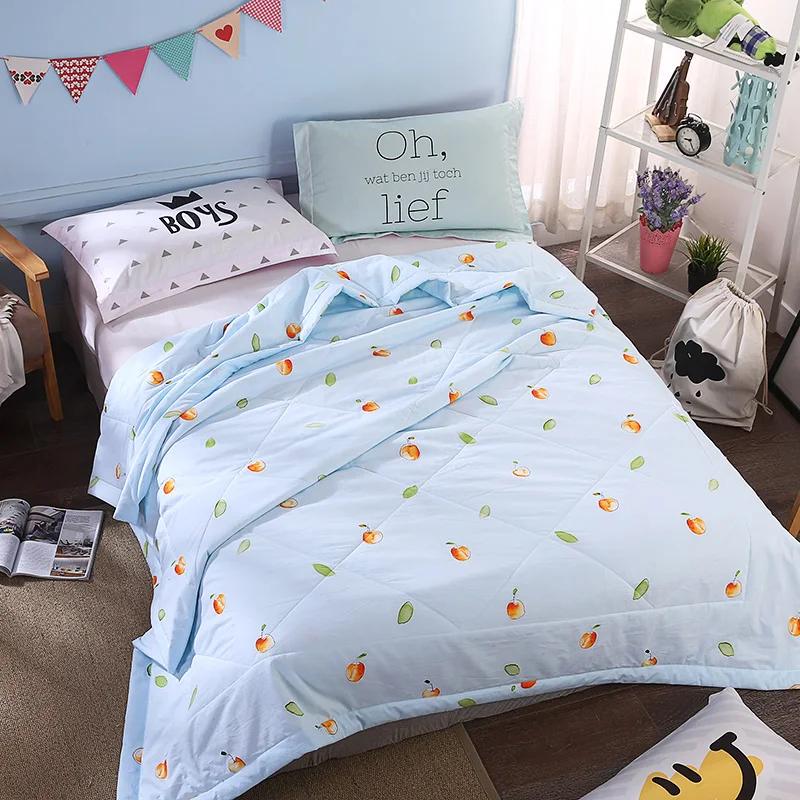 Light Blue Cartoon Red Apple Pattern 1Pcs Summer Quilted Quilt 200X240cm Size Thin Bedding Throws Blanket Plaids Quilting Soft | Дом и сад