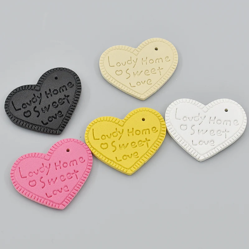 

20Pcs/lot 38x30mm Heart Shaped Embossed PU Leather Labels Diy Letter Tag Label Sewing On Garment Clothes Home Texitle Crafts
