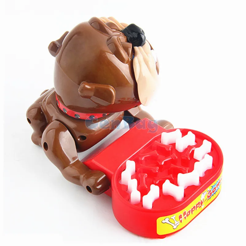 Смешные Bad Dog Gnaw Bones шалость игра в помещении не просыпается собака партия