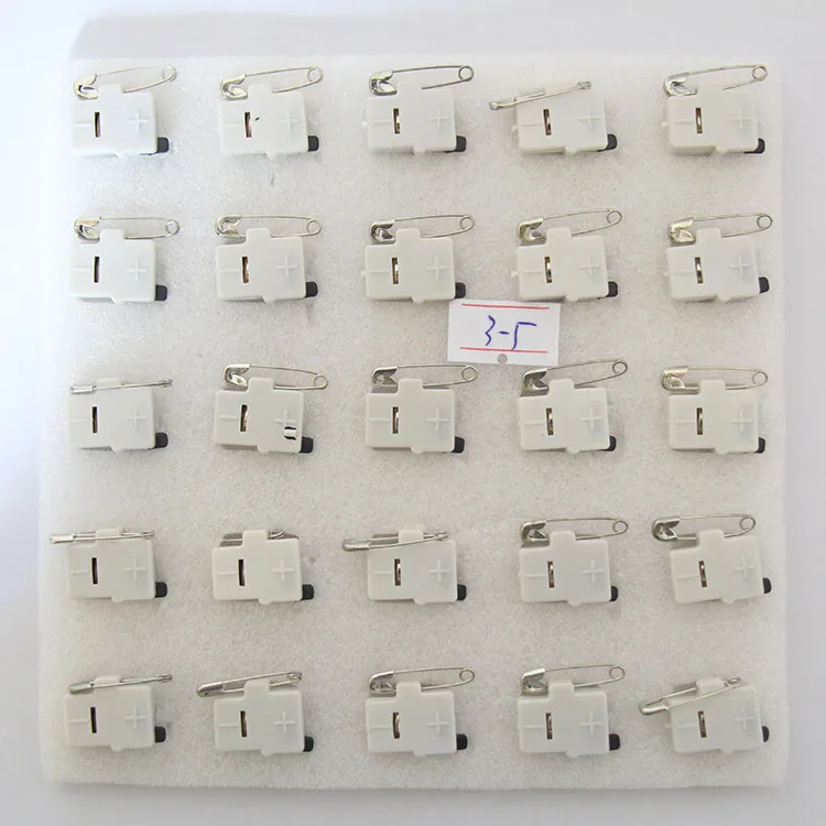 led brooch (1)