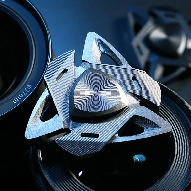 

Spinner Finger Fidget Spinner CKFZ Veriosn High-end Finger Spiral Adult Decompression Toy Alloy Luminescent Artifact