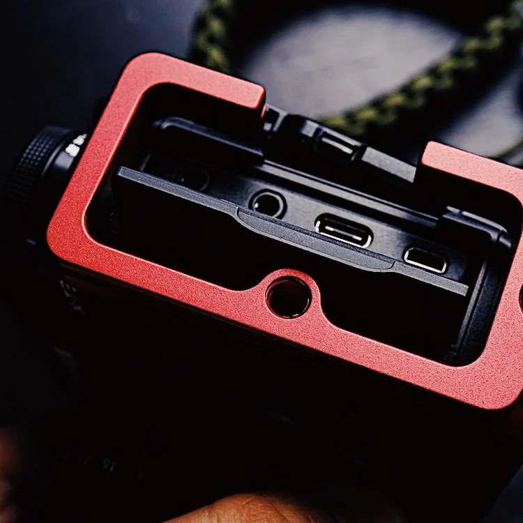 Customized Metal Quick Release L Plate / L Bracket for FUJIFILM Fuji XT3 Hand Grip Holder