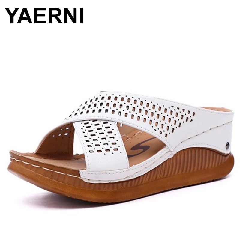 YAERNI/Новинка; женская тапочка на платформе в римском стиле; Повседневная Удобная Летняя женская обувь с открытым носком; мягкая обувь; Размеры 35-40