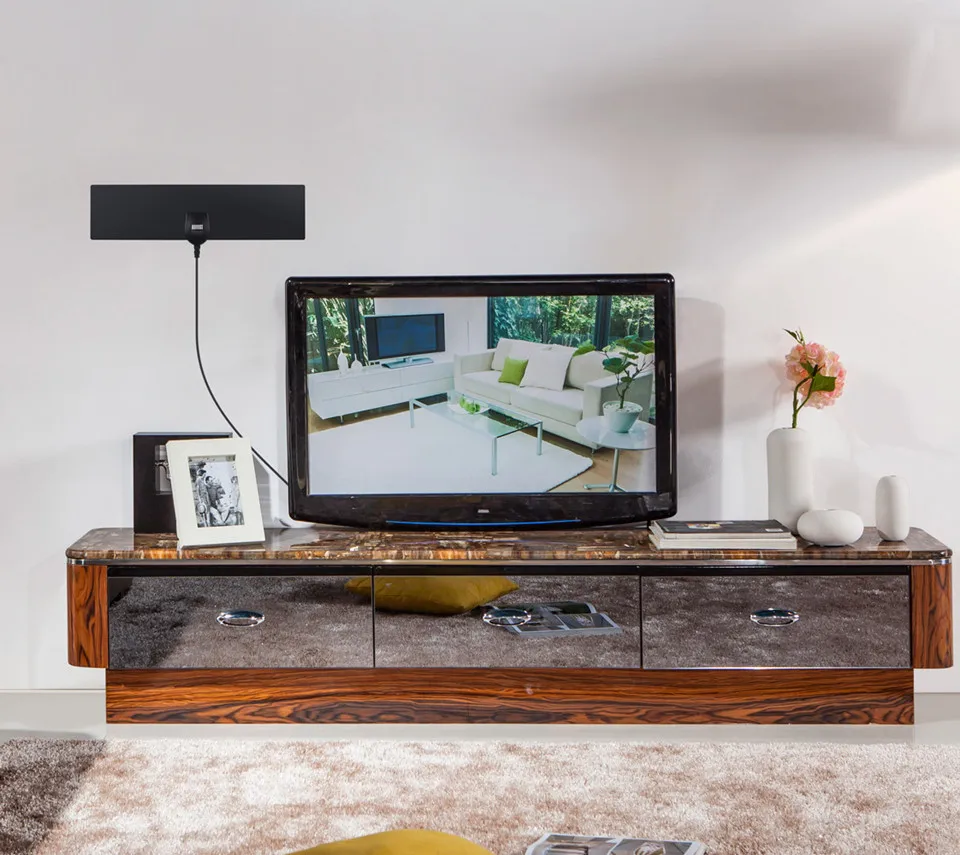 August DTA425 Freeview HD TV Antenna Indoor