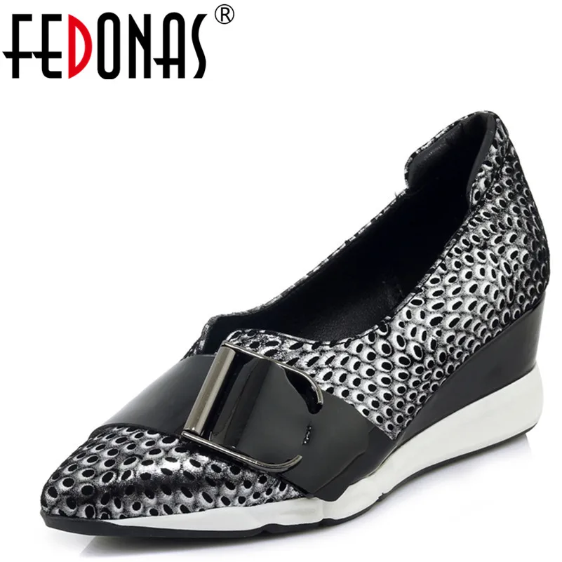 Automne Fedonas Pompes De 1 Nouvelle Chaussures Arrivée Boucles Sexy 2 Femme Bout Compensées Femmes Mouton Talons En Peau Mode Pointu RTSRqw