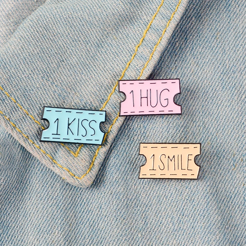 Милые купоны 1 Kiss Hug Smile Pins романтическая эмалированная брошь с купоном Love значки