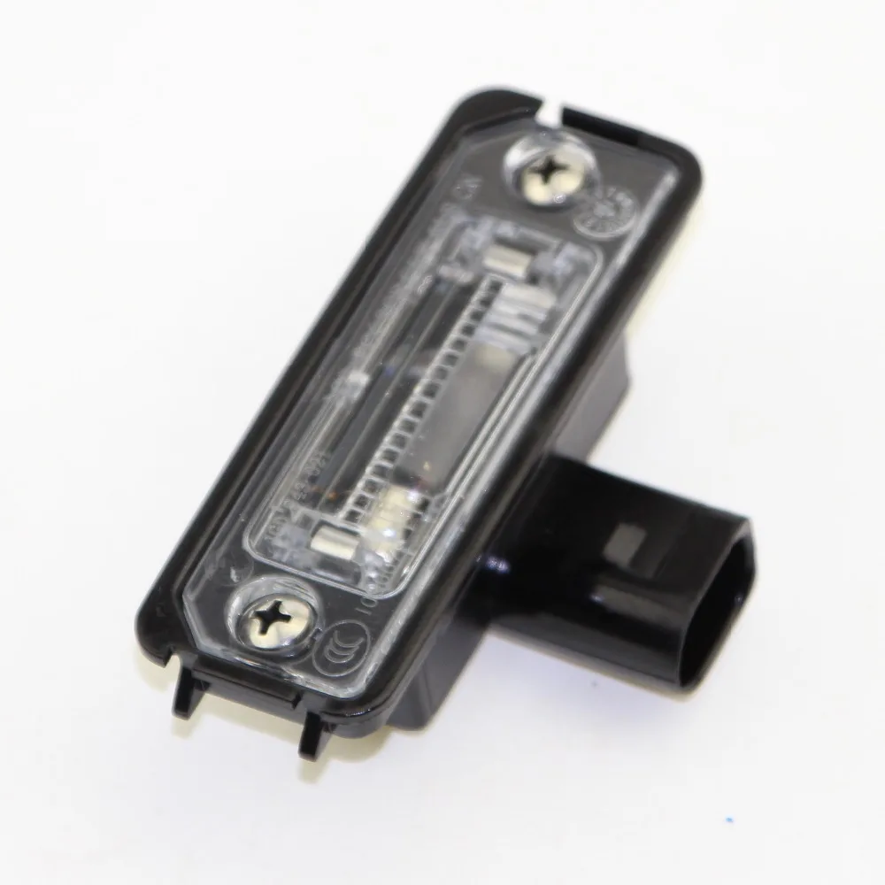 1 шт. галогенные номерные знаки подходят для VW Golf MK4 Beetle Polo Phaeton Lupo 1J6 943 021 B 021B 1J6943021B