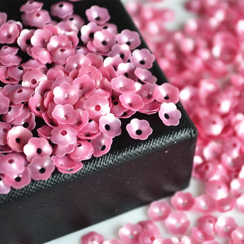 

New beautiful 400pcs 6mm small flowers clothing sequins for crafts lentejuelas craft glitter paillette Sewing accessorie X3091