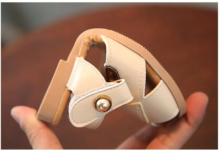 girls sandals (99)