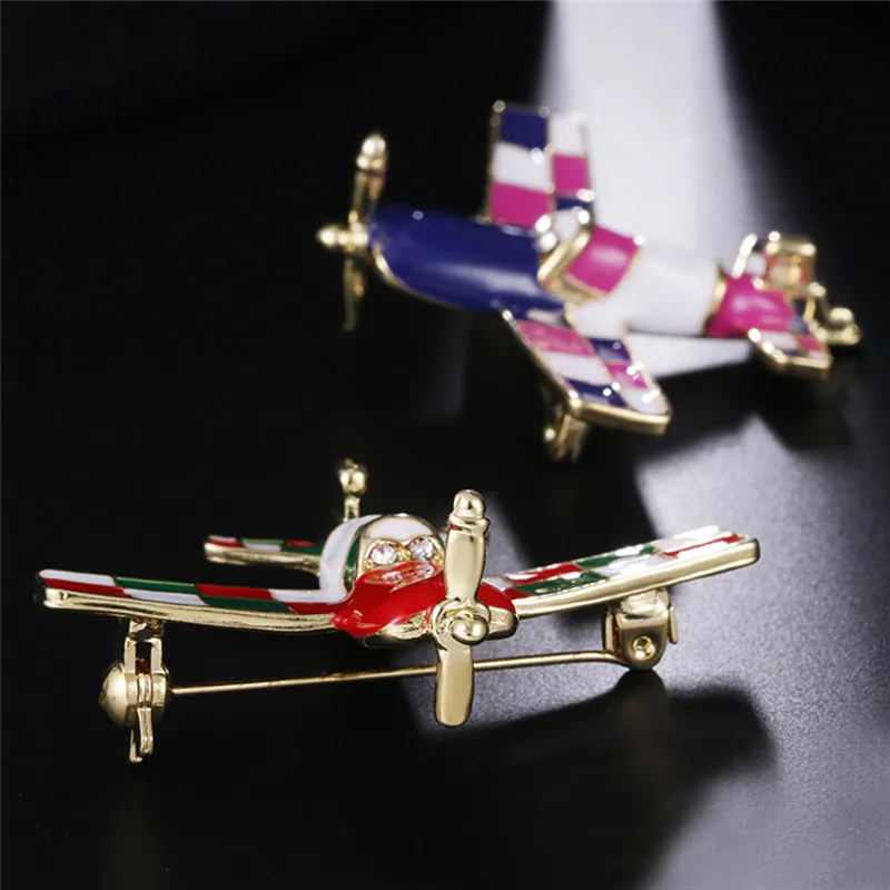 

Alloy Airplane Brooch New Year's Gift Pins Cute Plane Brooches For Women Costumes Model Aircraft Jewelry Suit Clips