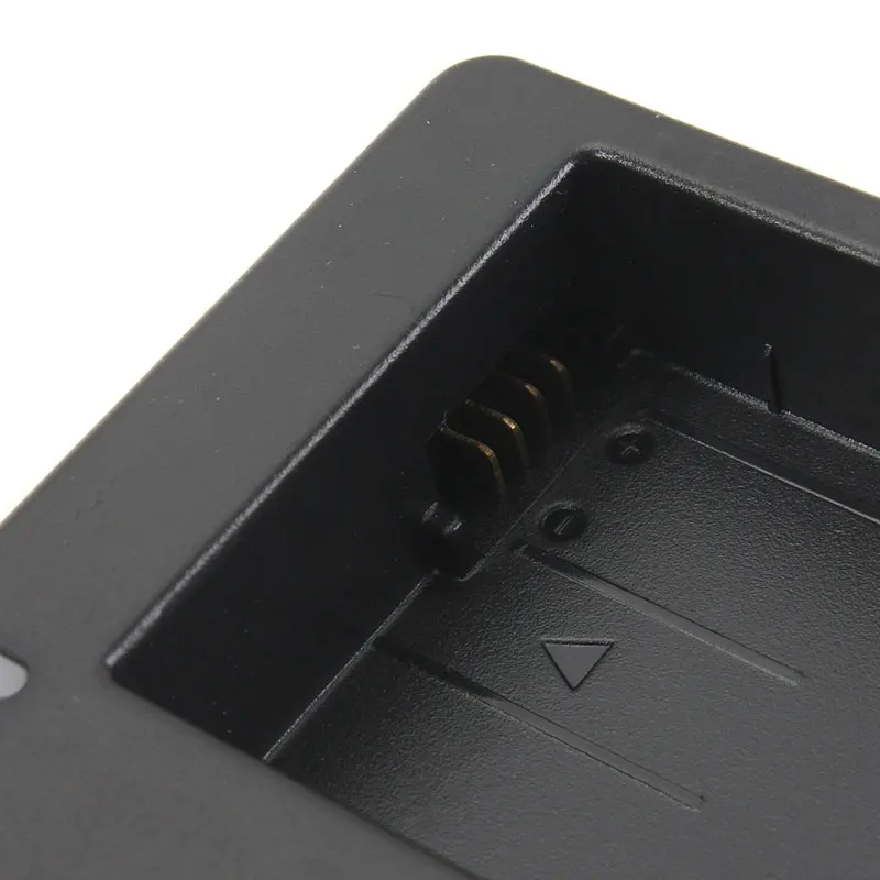 Canon-Charger_06