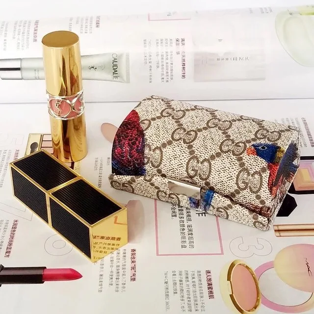 Free-ship-1pc-Lipstick-box-wedding-favor-bridesmaid-gift-boxes-flower-leather-storage-box-with-mirror.jpg_640x640 (7)
