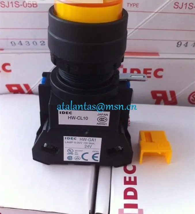 

New and original Convex head with lamp button HW1L-M210Q4Y