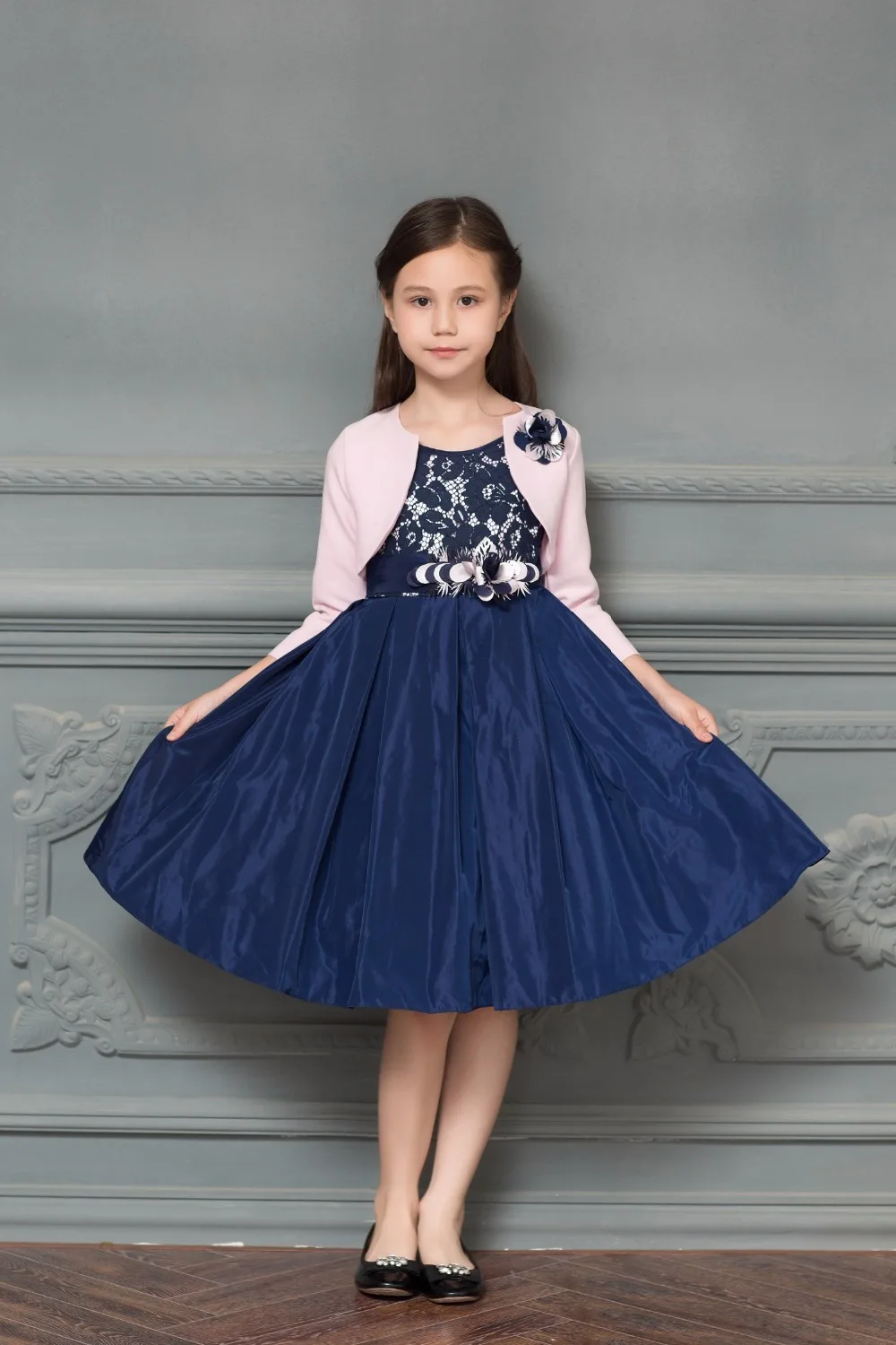 Темно-синие Атлас узор кружева трапециевидной формы Платье для девочек с цветочным узором для свадьбы с розовым Обёрточная бумага бантом