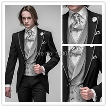 Slim Fit Жених Смокинги для женихов черный 1 кнопка нагрудные пик Best Man Женихи Для мужчин Нарядные Костюмы для свадьбы Пром/форма/жених куртка+ Брюки для девочек+ галстук+ жилет