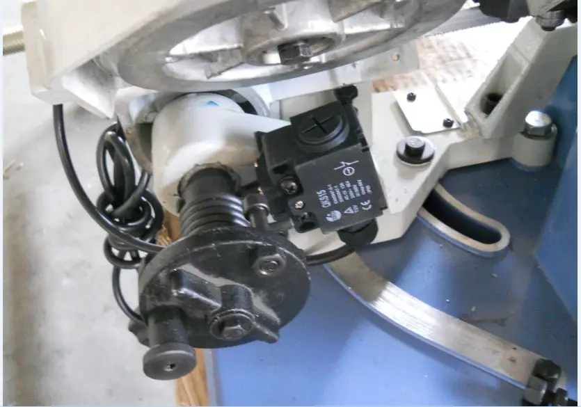 4 Inch Metal Band Saw 220V/110V Aluminum Body Band Sawing Machine G4510WA-2 4 Inch Metal Band Saw 220V/110V Aluminum Body Band Sawing Machine G4510WA-2