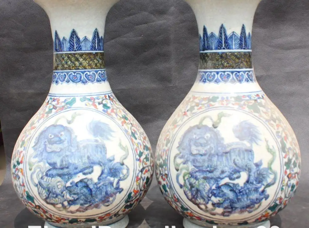 

Rare Noble White Blue Colored Porcelai Foo Fu Dog Lion Leo Kylin Vase Pot Pair