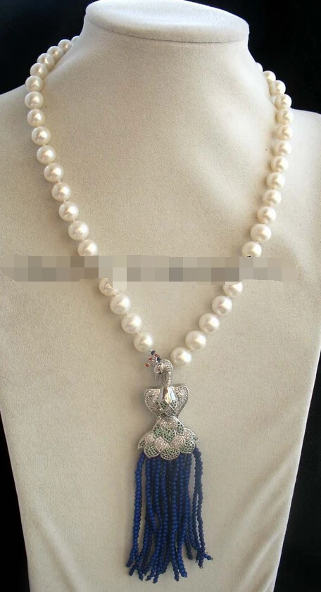 

0002987 freshwater pearl white round & lapis lazuli peafowl clasp necklace 18