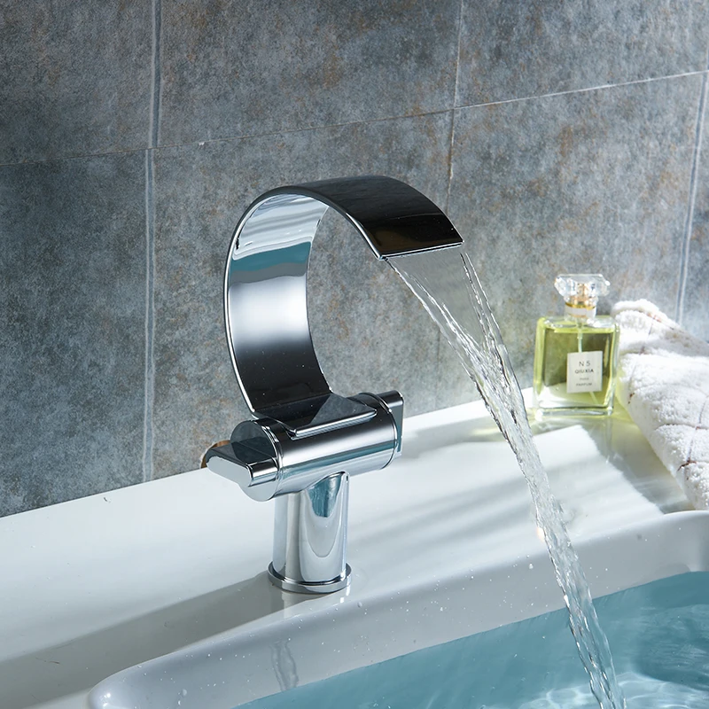 Modern New C Type Design Waterfall Basin Faucet Bathroom Chrome Finish Simple Faucets Single Handle High Arch Mixer Tap 88301