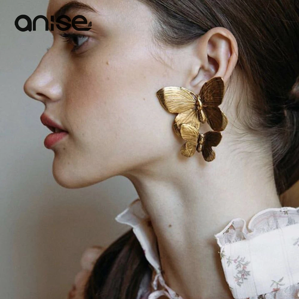 

Women Gold Color Butterfly Drop Earrings Elegant Big Shaped Vintage Ear Earrings Female Fashion Earings Jewelry 2019 New