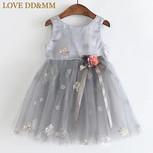 Платья для девочек с надписью «LOVE DD& MM» г. Новая летняя детская одежда милое Сетчатое платье принцессы с вышитыми бабочками и блестками и цветами для девочек