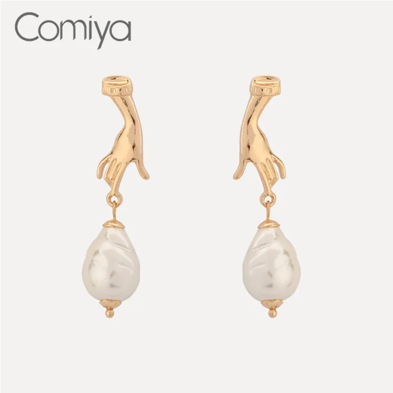 

Comiya Designer Drop Earring Zinc Alloy Gold Color Hand Pattern Decoration Personality Simulated-pearl Long Earrings For Women