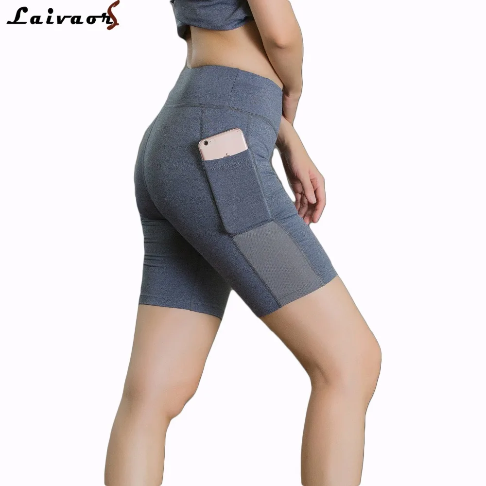 

White Shorts Women Mesh Breathable Running Shorts Spandex Fabric Compression Yoga Skinny Sweat Shorts Fitness Pocket Short Pants