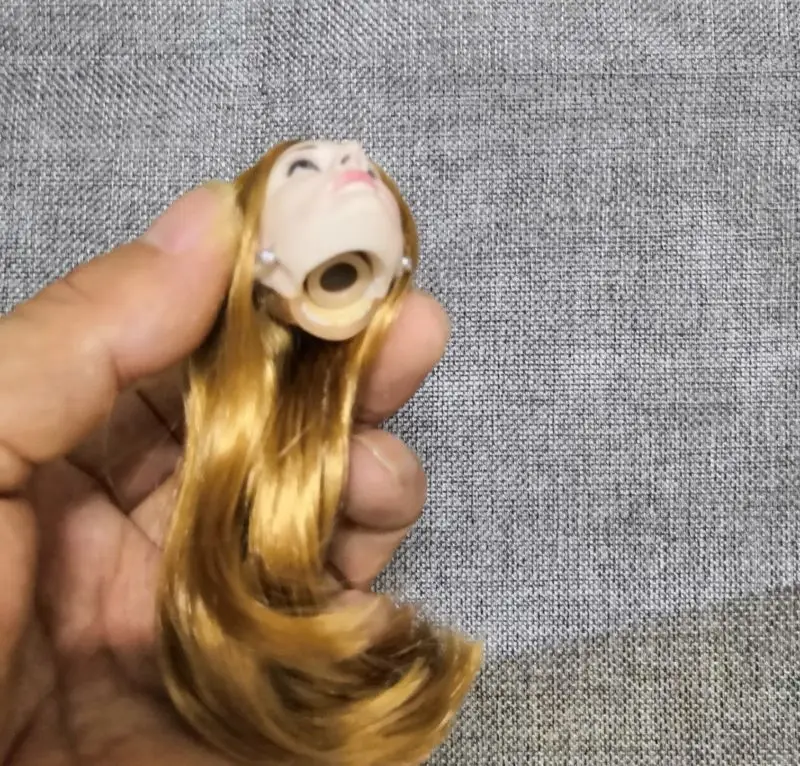 “ Figura de Ação Sapo Goomba da Princesa Pêssego