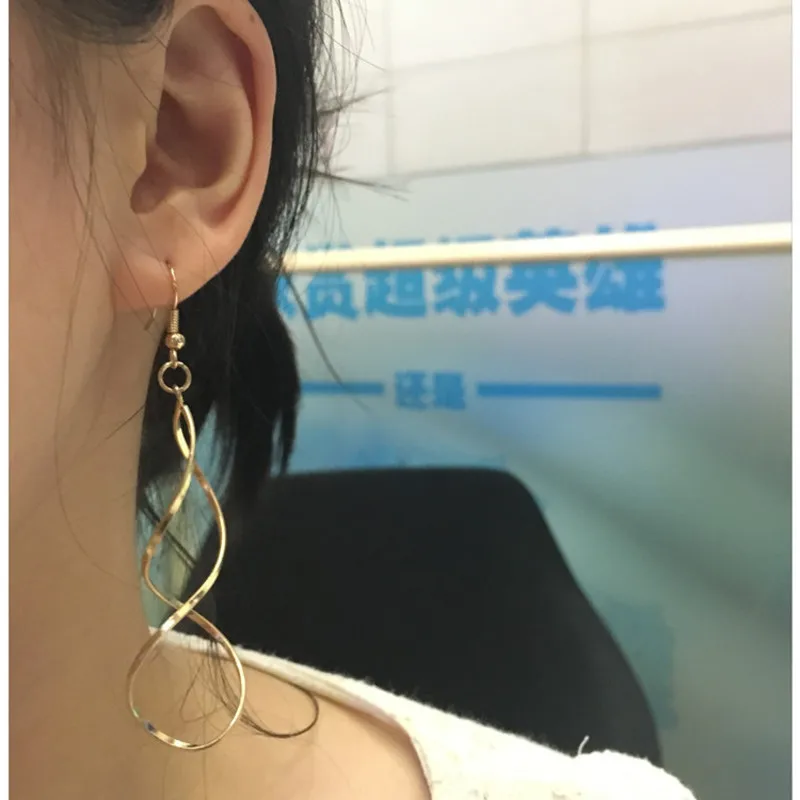 Brinco Oorbellen Earings E831 Европейская и американская Минималистичная спиральная