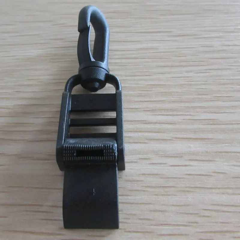 plastic snap hook