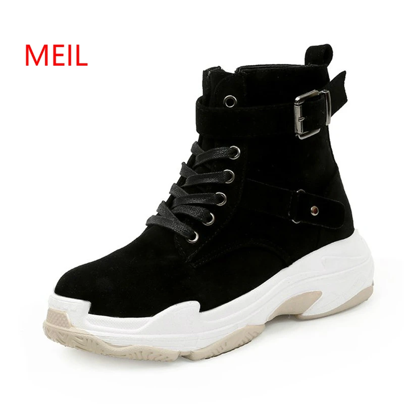 flat moto boots
