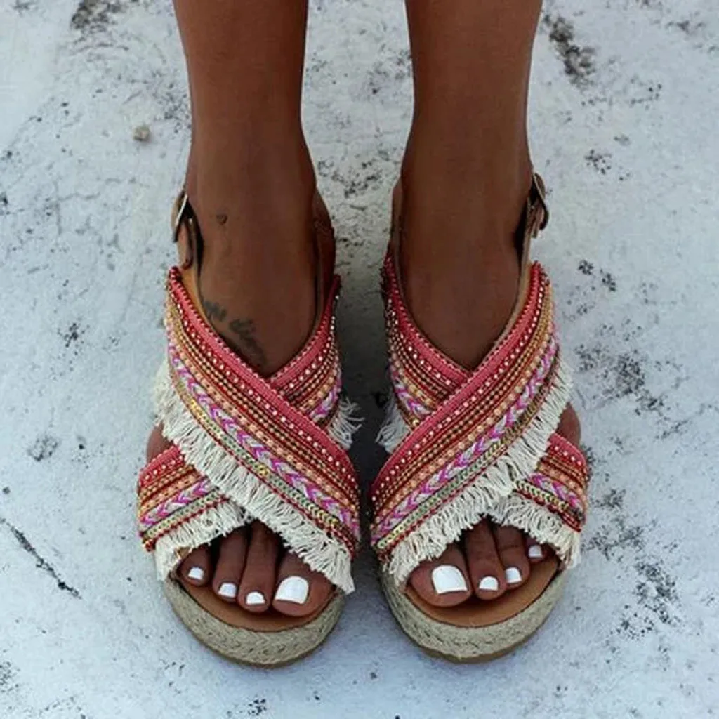 

summer 2019 Fashion Retro Women Peep Toe Fashion Ladies Sandals Buckle Strap Tassel Beading Shoes Thick Bottom Roman Sandals
