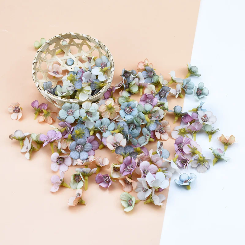 

50pcs 2cm Multicolor Daisy Flower Head Mini Silk Artificial Flower wall for Crown Scrap Wedding Home Decor DIY Garland Headdress