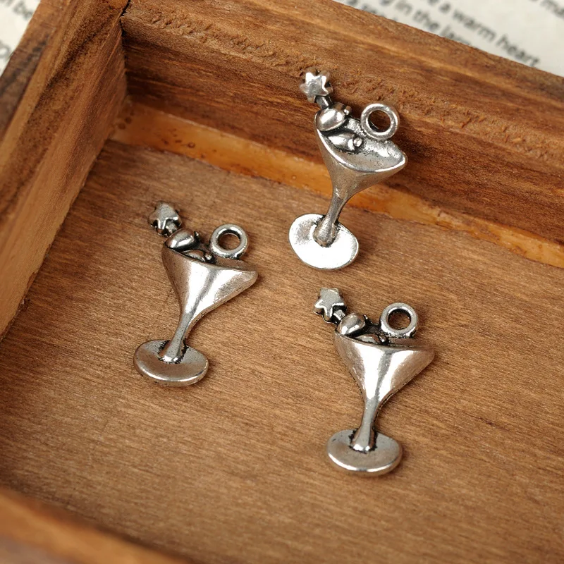 

BULK 30 Zinc Alloy Tibetan Silver Plated Martini Glass Charms Tropical Drink Bracelet Bangles Charm Pendants 20*14mm 1.2g