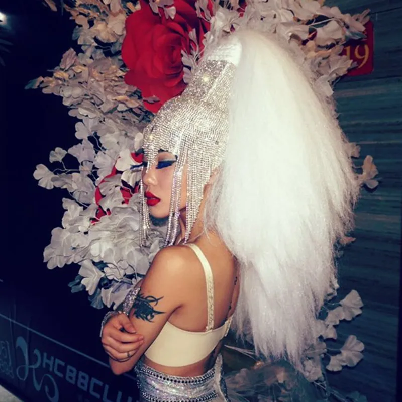 

Customized Lady's luxury high quality feather headwear Unique gifts for Christmas Halloween Performance Party shooting props