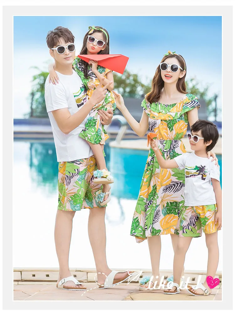 10008570560_2079444311