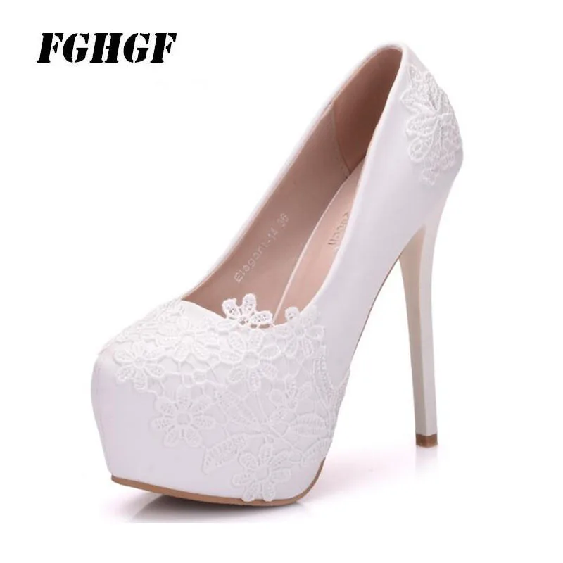 туфли свадебные женские на низком каблуке. туфли мэри джейн белые на квадратном каблуке. свадебные туфли на каблуке. туфли стилетто 2021 белые. свадебные туфли на каблуке.