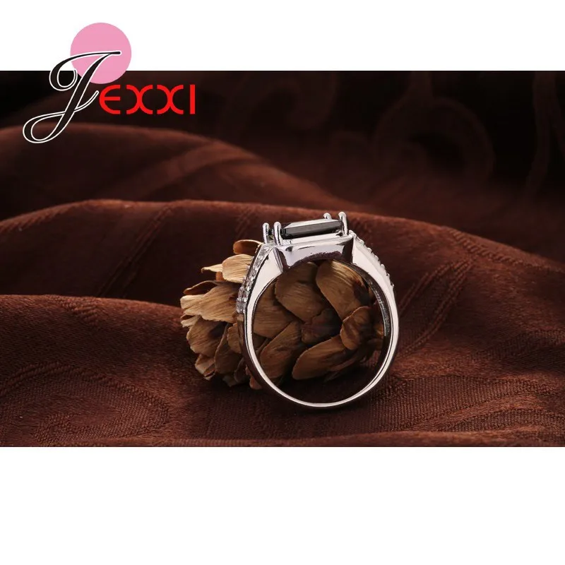 R15700 (6)
