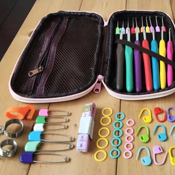 

Crochet Hook Soft TPR Handle 17pcs 2.0-10.0mm Crochet Needles Yarn Weave Knitting Needle Sewing Accessories With Nordic Bag