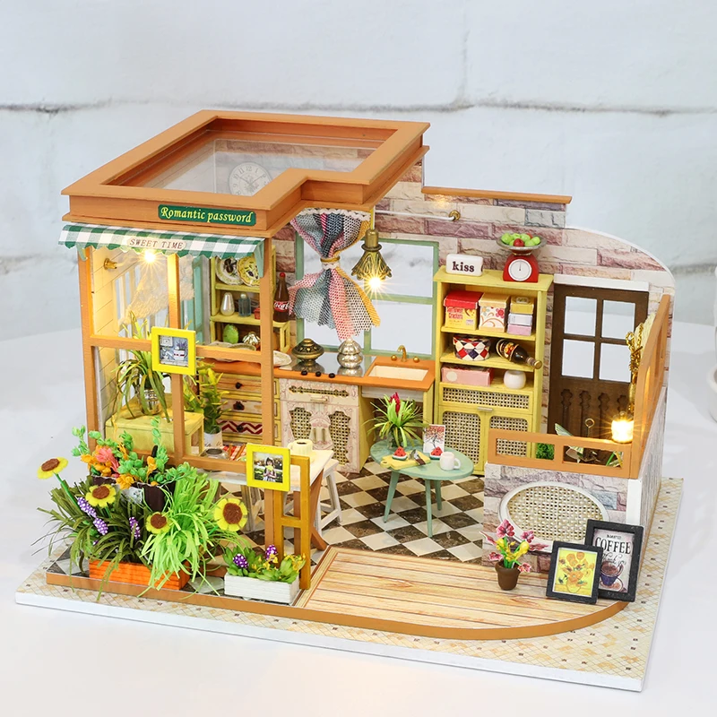 dollhouses to assemble