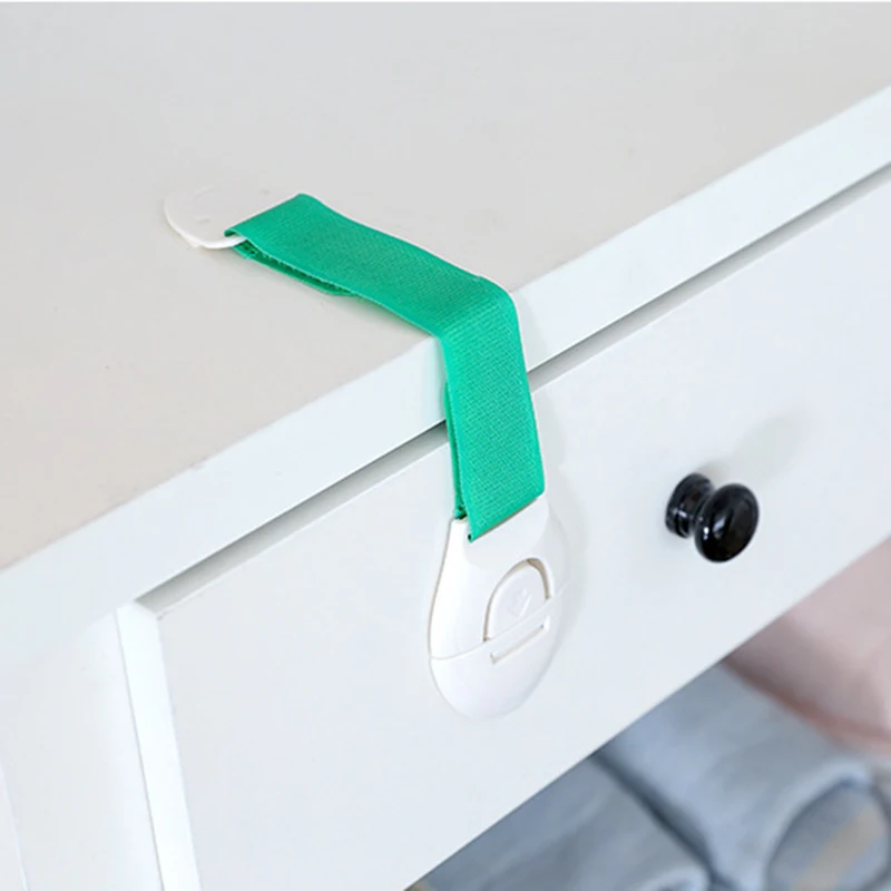 10pcs/lot Kids Playen Safety Locks Cabinet Door Drawers Refrigerator Locks Infant Baby Protection Plastic Security Straps Locks 10pcs/lot Kids Playen Safety Locks Cabinet Door Drawers Refrigerator Locks Infant Baby Protection Plastic Security Straps Locks