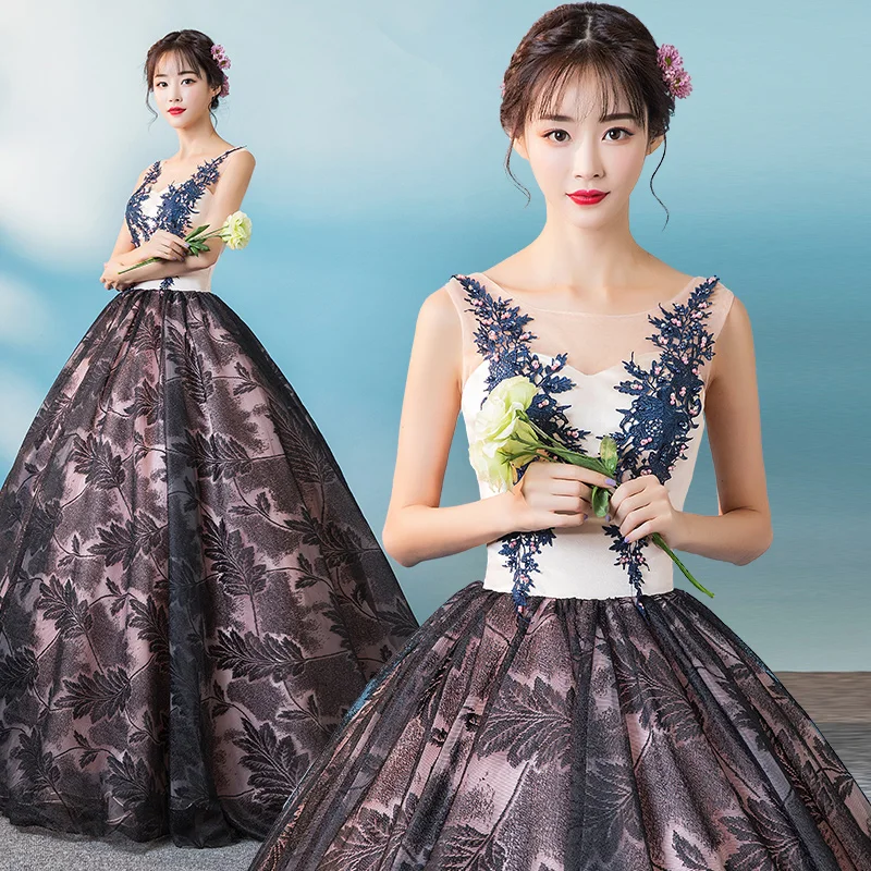 

plam leaf black medievel queen/princes gown medieval dress Renaissance gown queen Victorian Gothic/Marie Antoinette/ Belle Ball